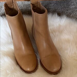 Nisolo Tan Leather Ankle Booties